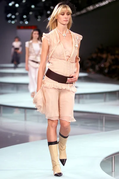 Look 34